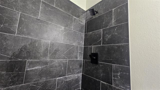 Building Photo - 3817 Yellowstone Pl