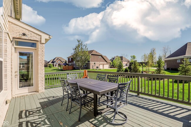 Building Photo - 14375 Trahan Dr