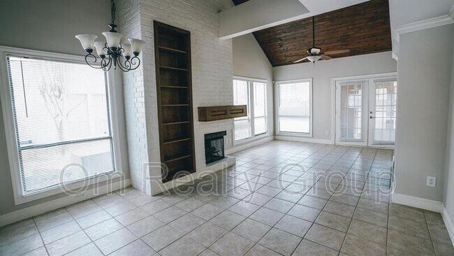 Building Photo - 4144 Greystone Way
