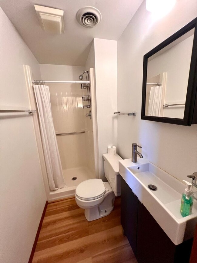 Building Photo - Apple Hill Community - 3 Bedroom 2 Bathroom - Beautiful Home for Rent!