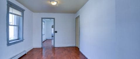 Building Photo - 882 Amboy Ave