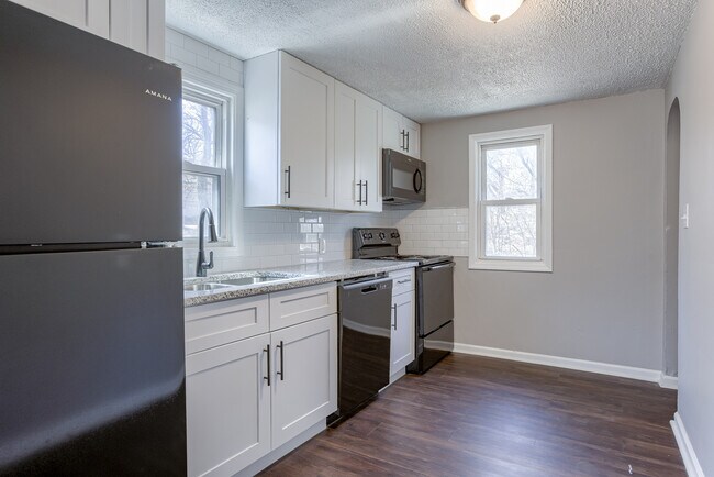 Building Photo - 3224 N 40th St