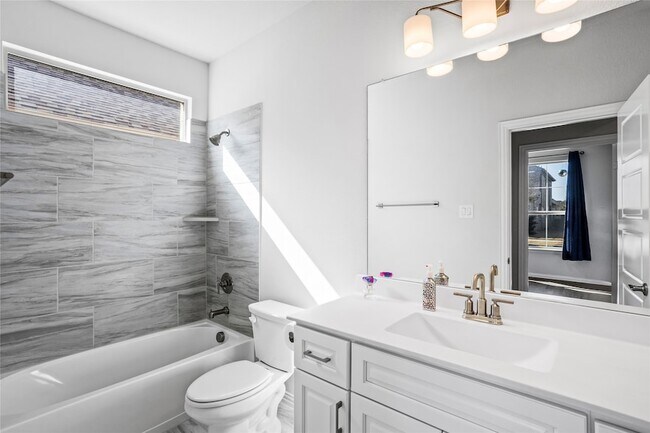Building Photo - 12361 Hulson Trl