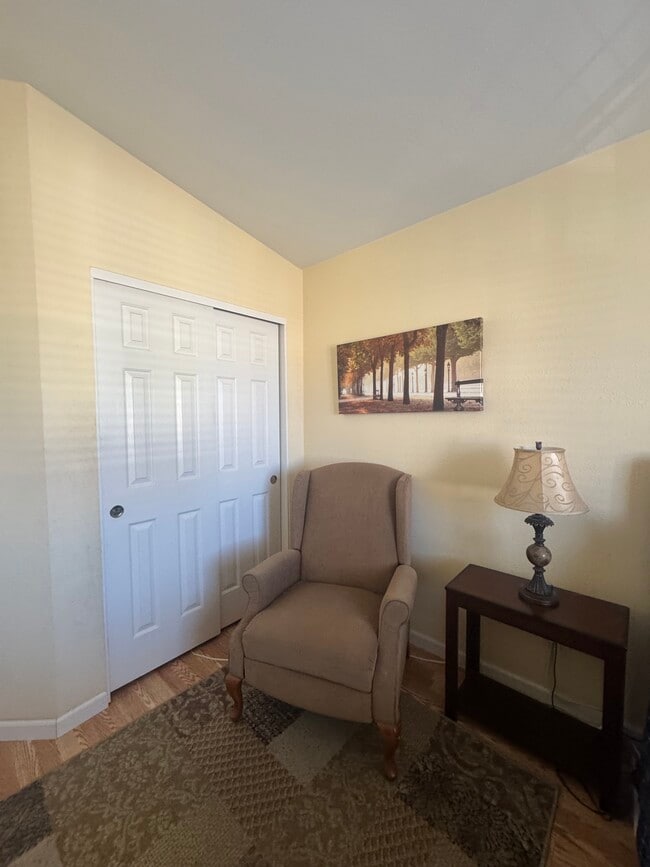Building Photo - 2537 Knightbridge Dr