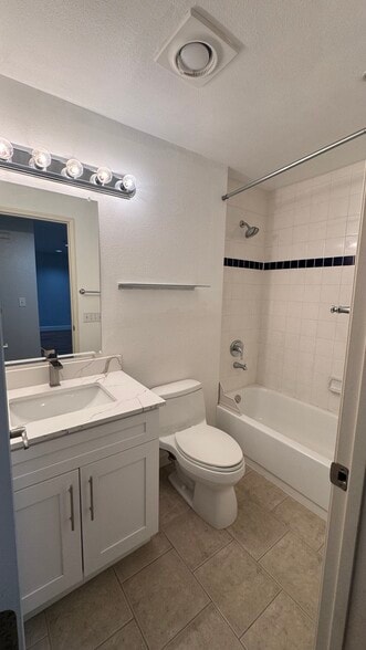 Second Bathroom - 15805 Waynita Way NE