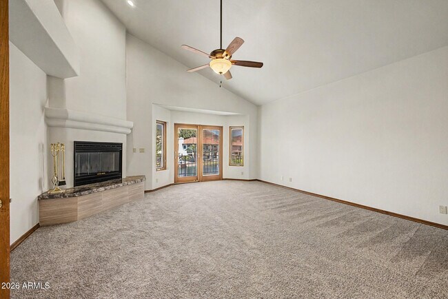 Building Photo - 5812 W Del Lago Cir