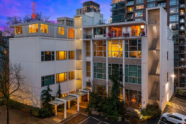 Building Photo - 1000 Union St