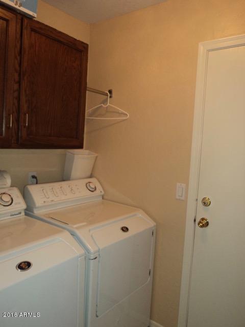 Building Photo - 1410 N Pebble Beach Dr