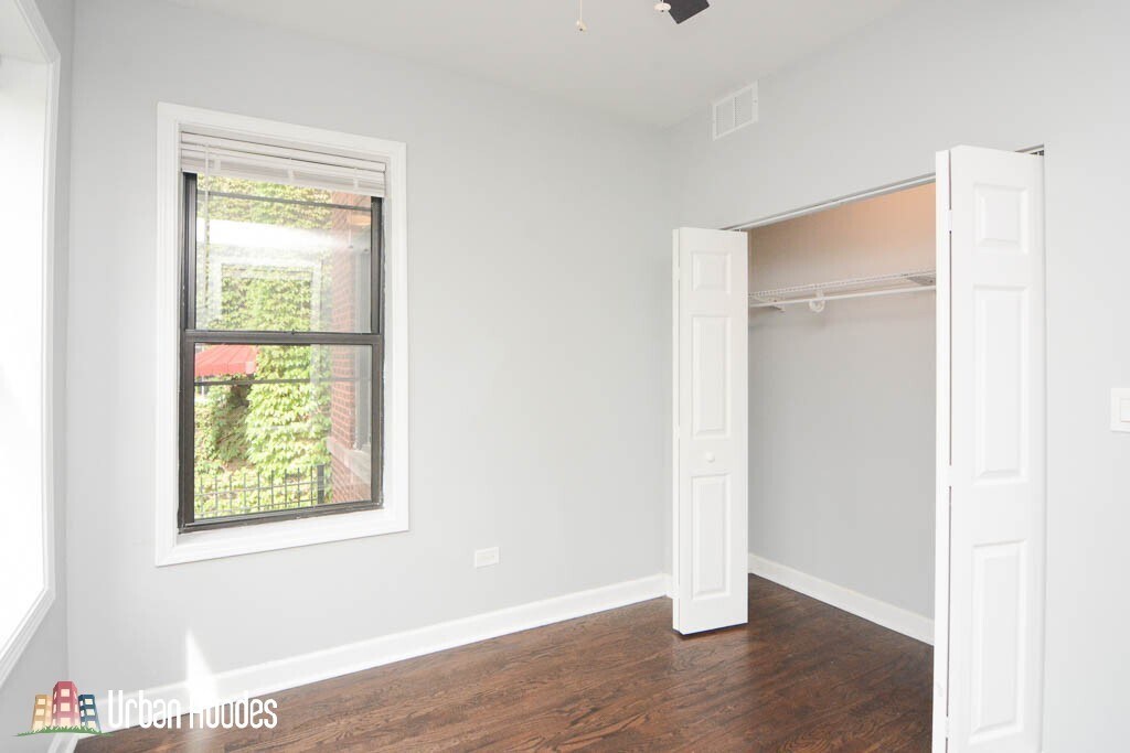 Building Photo - 3301 N Harding Ave