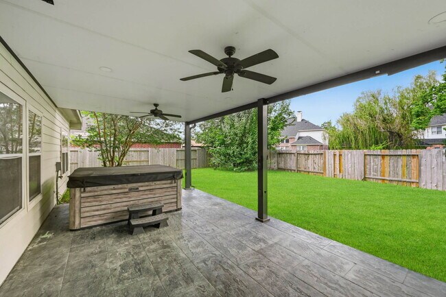 Building Photo - 25615 Crisp Springs Ln