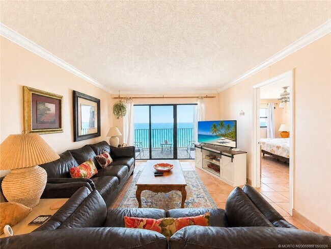 Building Photo - 7440 S Ocean Dr