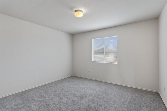 Building Photo - 7432 Cayenne Ln