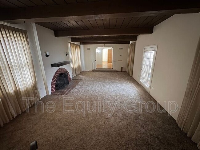 Building Photo - 1801 Riverside St