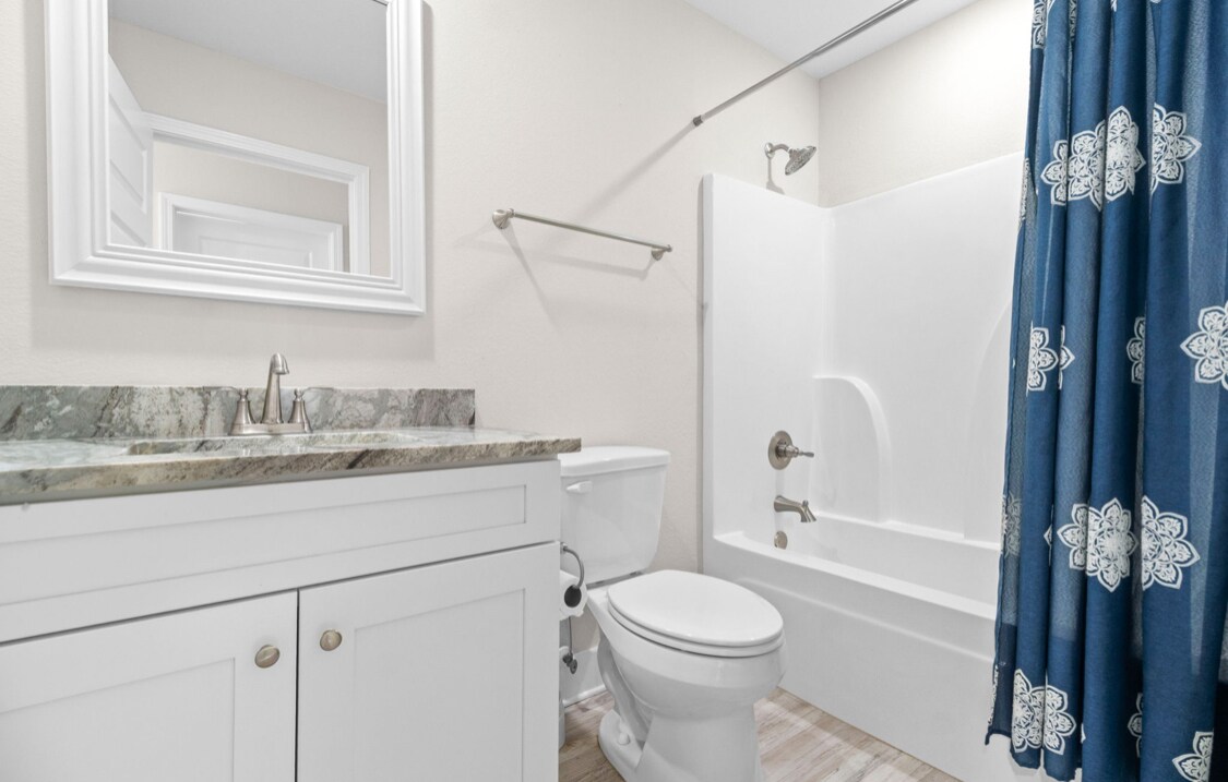 Building Photo - 13050 Hartung Ave