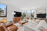 Building Photo - 1243 N Gower St