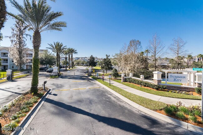 Building Photo - 4917 Key Lime Dr
