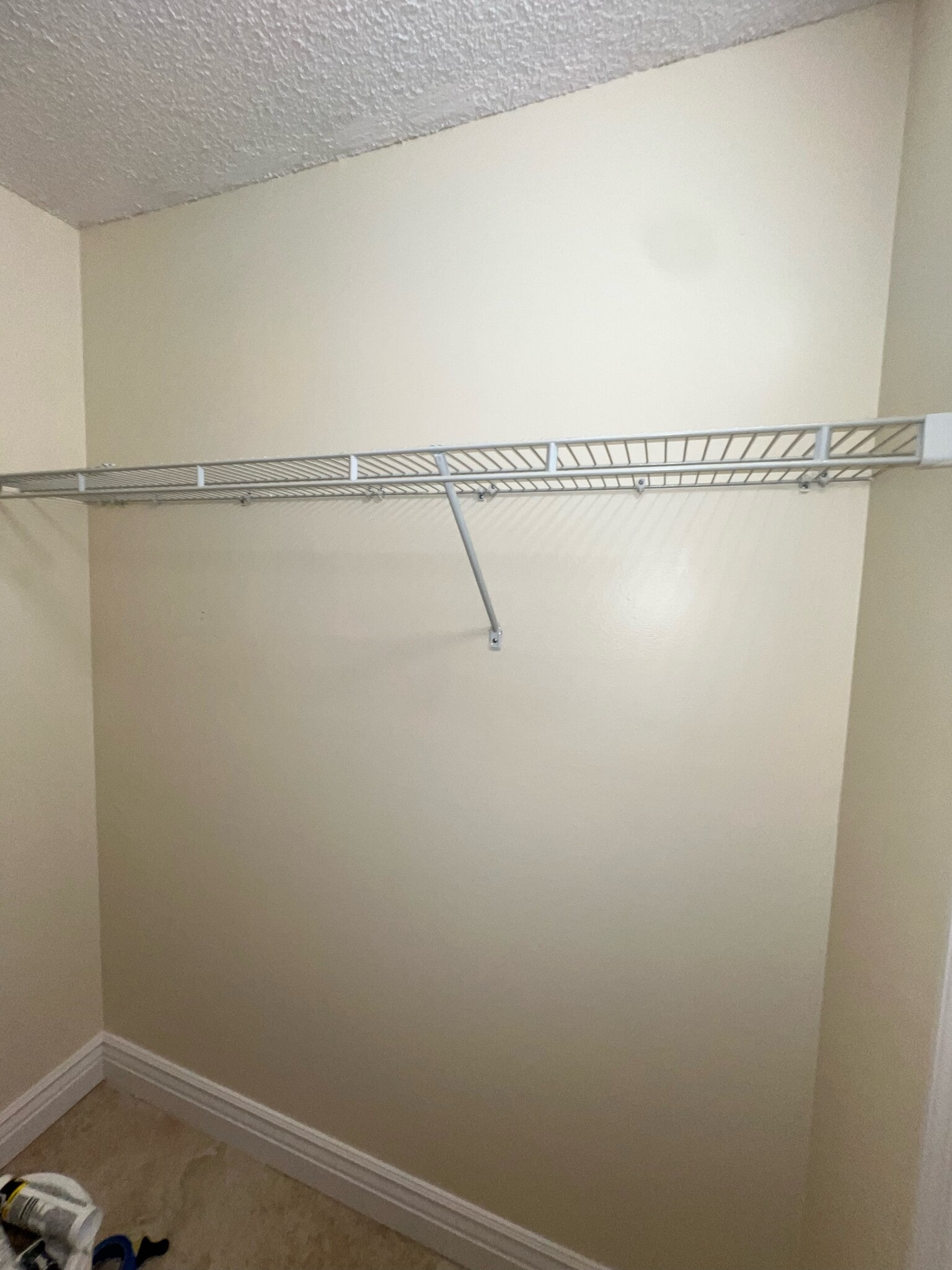 Walkin Closet Master - 3031 N Ocean Blvd