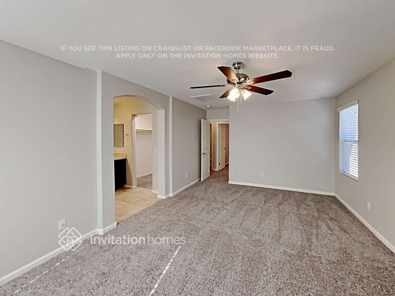 Building Photo - 1403 S Moccasin Trail