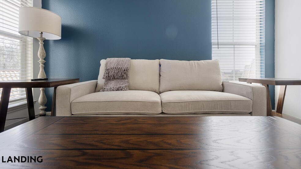 Building Photo - 19275 Stone Oak Pkwy