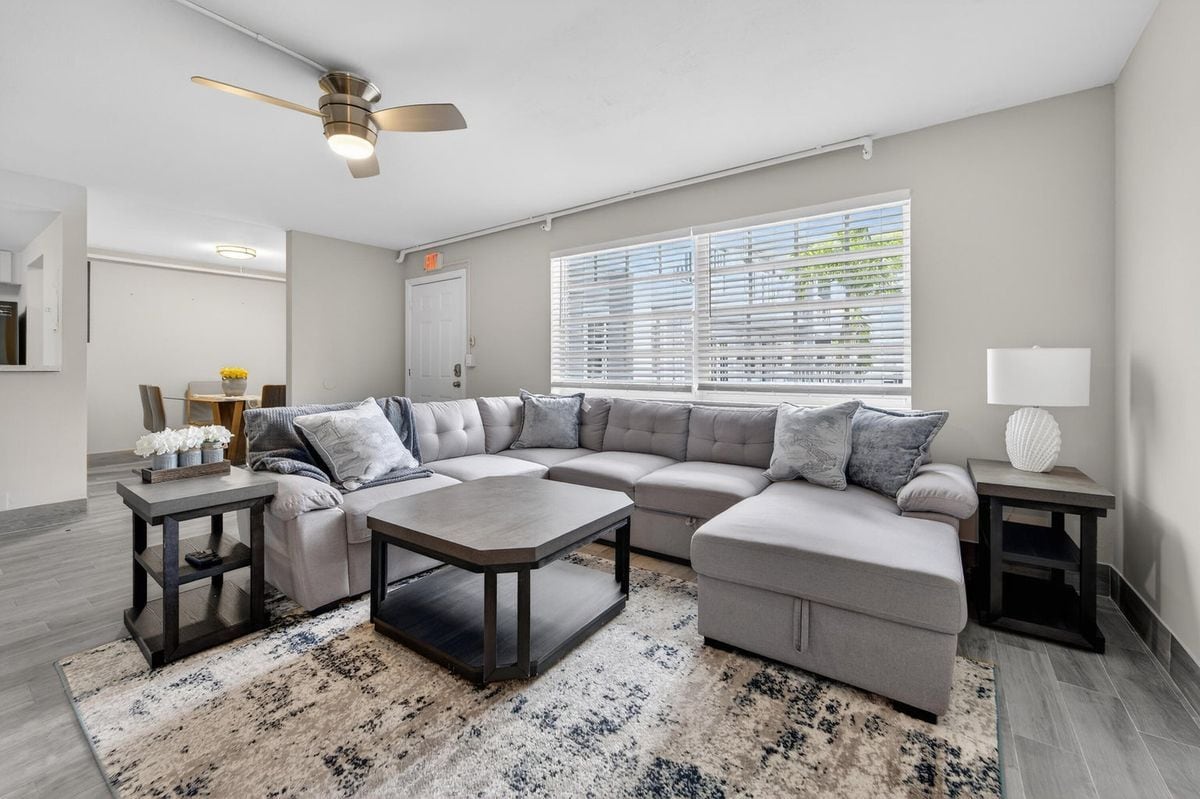 Building Photo - 801 Andrews Ave