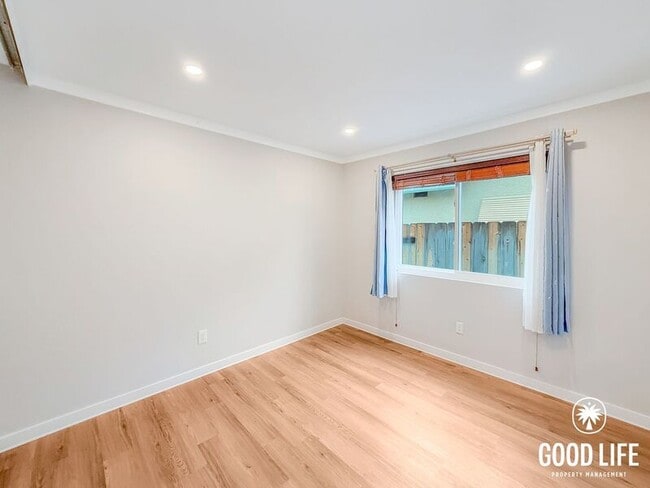 Building Photo - 8413 Menkar Rd