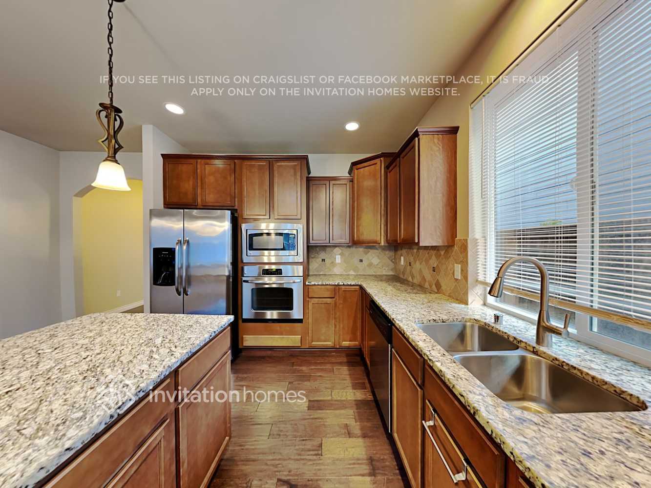 Building Photo - 706 182nd St E