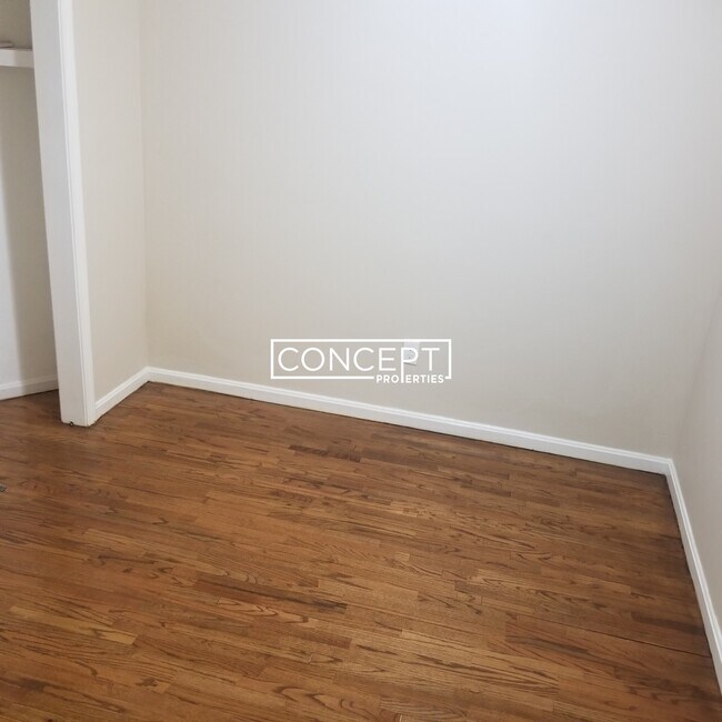 Building Photo - 712 Shawmut Ave