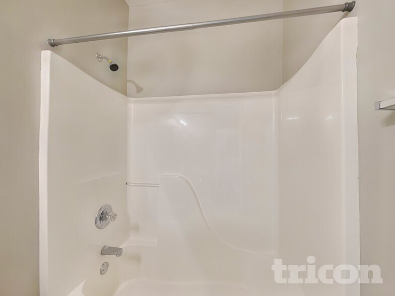 Building Photo - 2704 Mariner Way