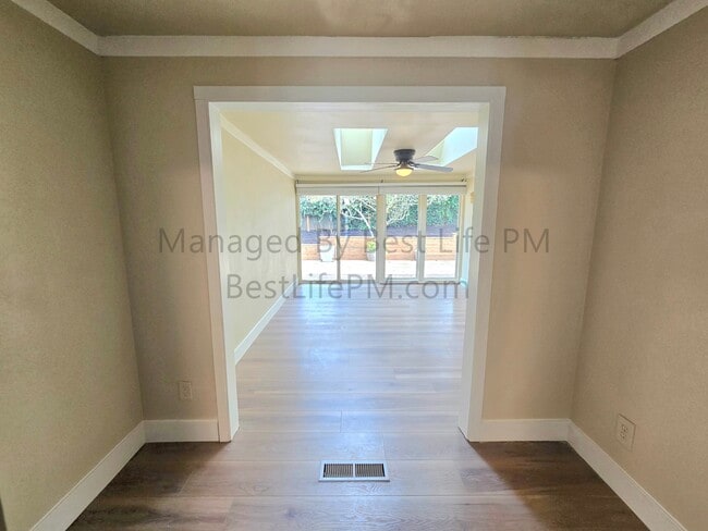 Building Photo - 150 Narain Ct