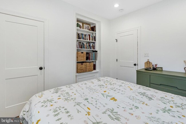 Building Photo - 2406 Upper Ridge Rd