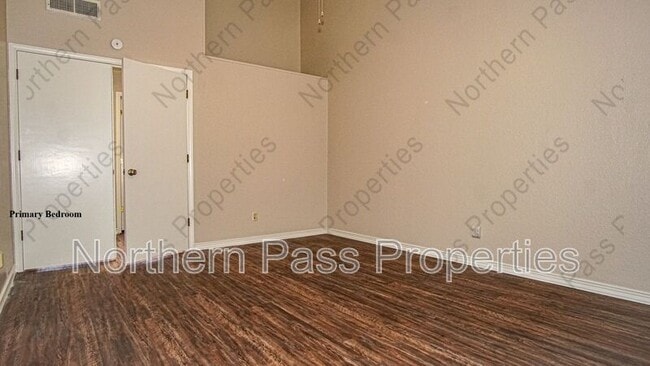 Building Photo - 4553 Gen Maloney Cir