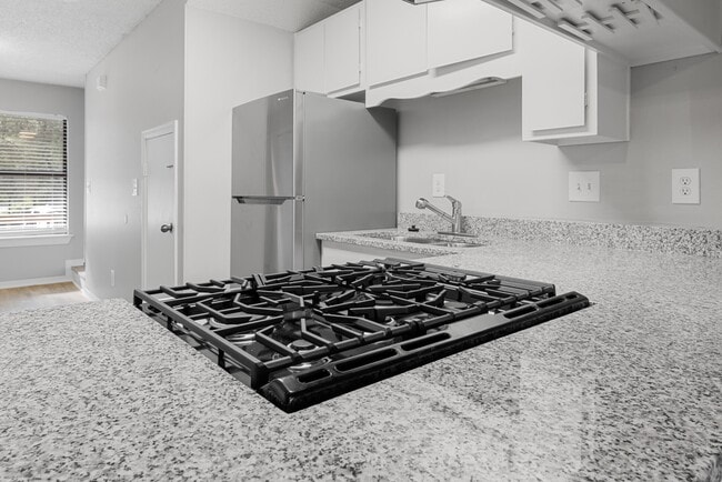 Primary Photo - 205 Marquette St