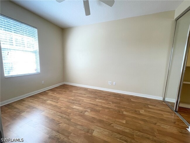 Building Photo - 5325 Cove Cir