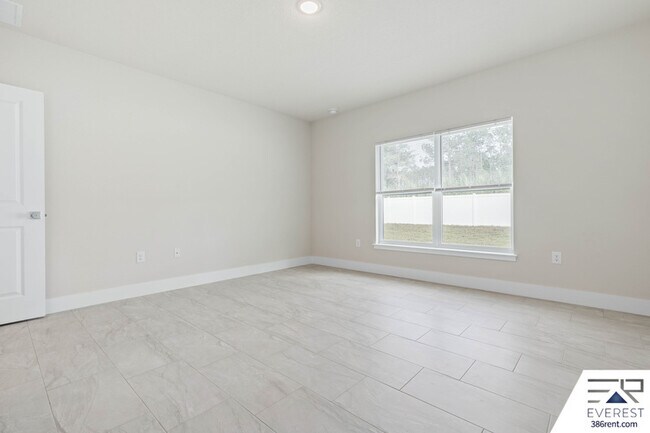 Building Photo - 58 Bruce Ln