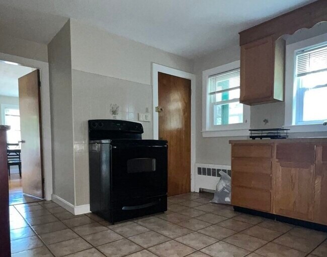 Building Photo - 4 Mangano Ct