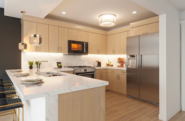 Building Photo - 600 NE 36th St