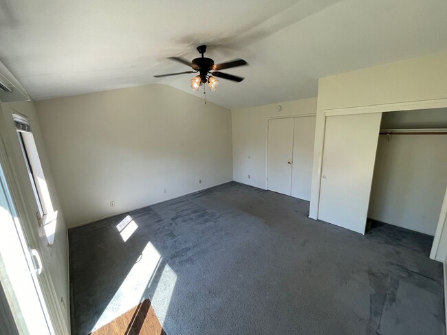 Building Photo - Beautiful 3 Bedroom 2 Bath Home in Excelle...