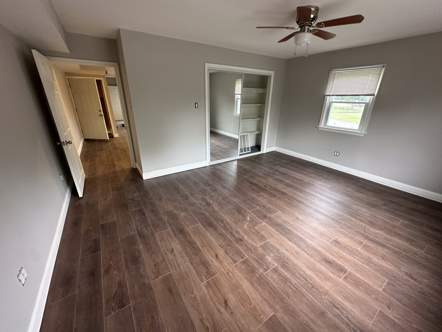 Building Photo - 509 Kedron Ave