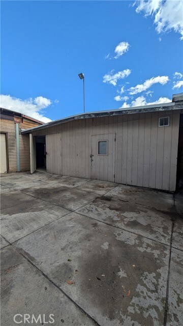 Building Photo - 546 Griswold Ave