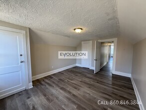 Building Photo - 228-230 Franklin Ave-FL3