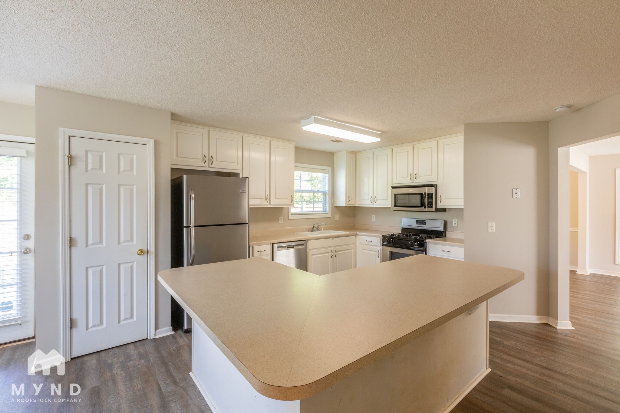 Building Photo - 432 The Gables Dr