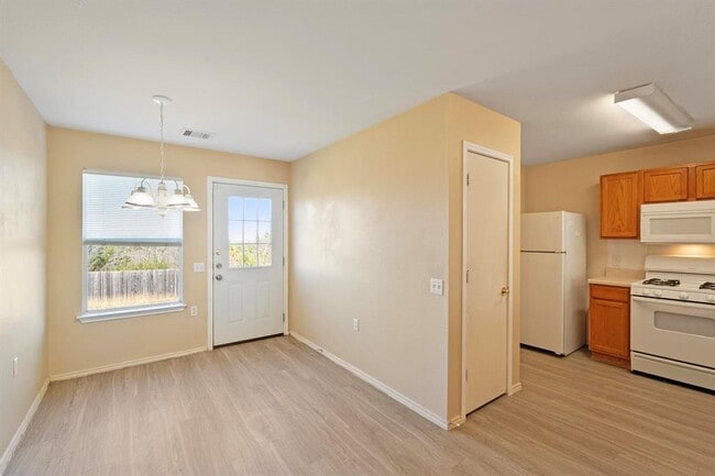 Building Photo - 12022 Lima Dr