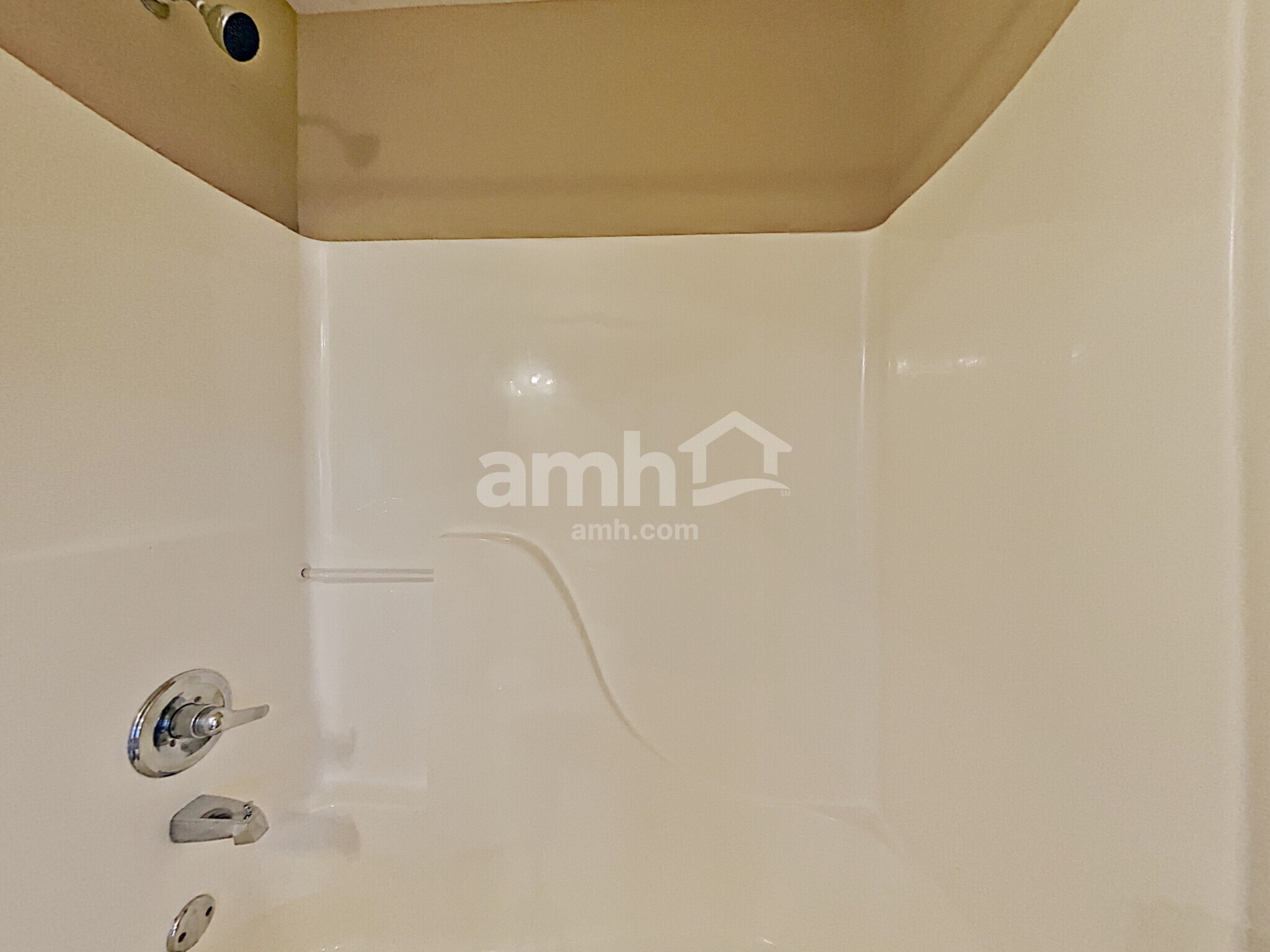 Building Photo - 1262 Lasalle Dr