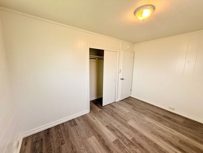 Building Photo - 796 Pomaikai St