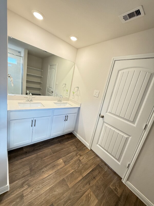 Building Photo - 300 Belmont Pl