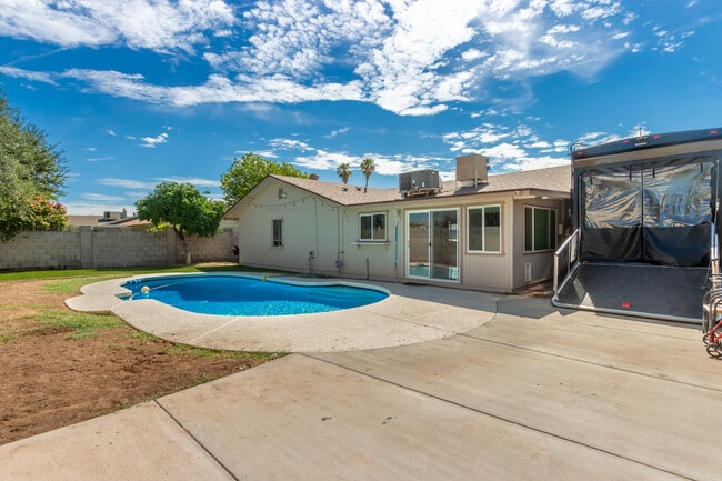 Building Photo - 4632 W Palo Verde Dr