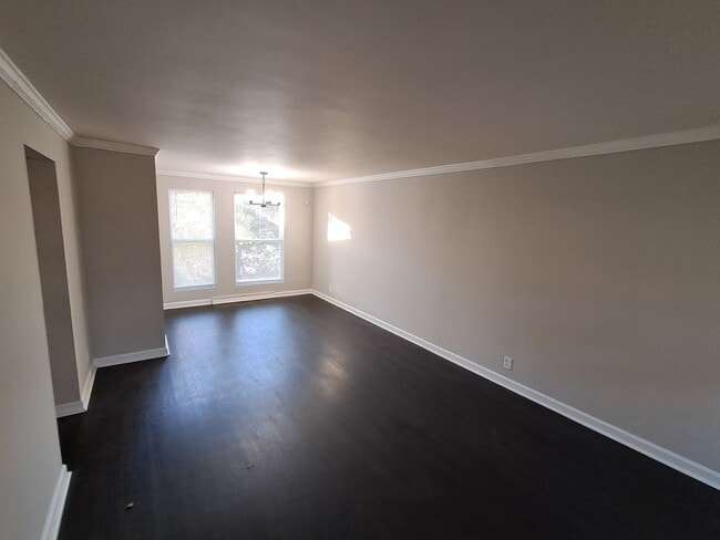 Building Photo - Gloucester Glow-up