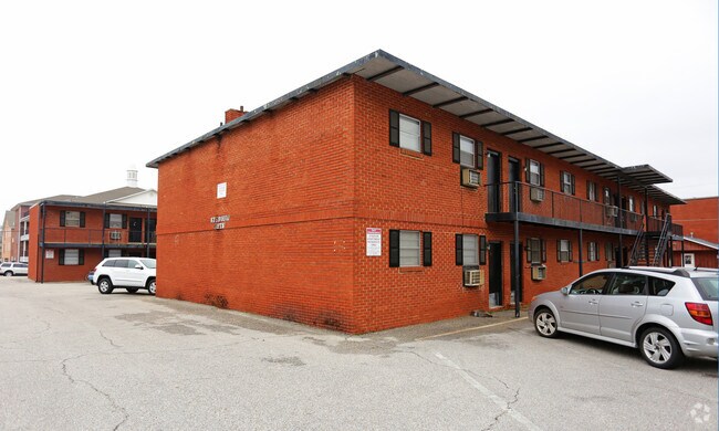 Building Photo - Stadium Apartments