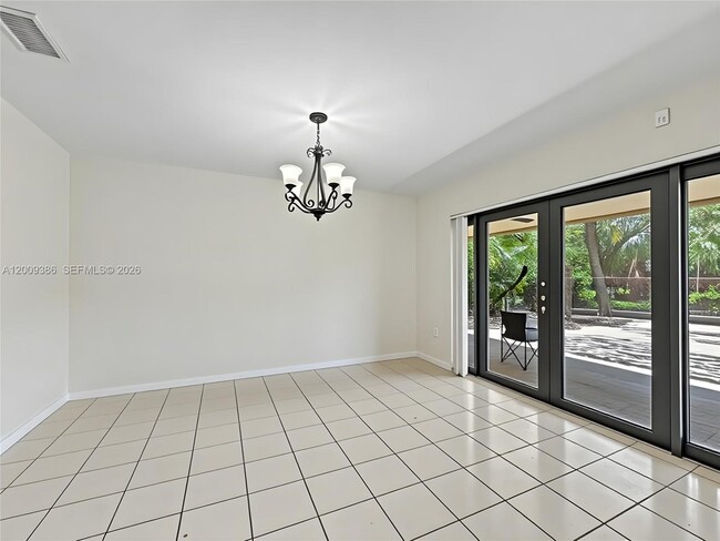 Building Photo - 6714 N Waterway Dr