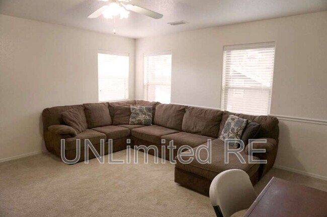 Building Photo - 4154 S Pheasant Run Dr